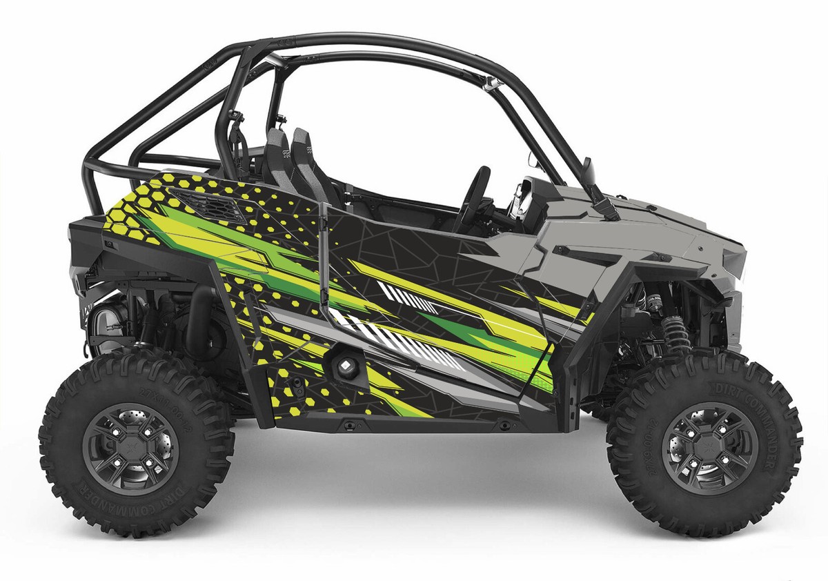 Grapfix 21+ Trail S graphics kit on a Polaris RZR