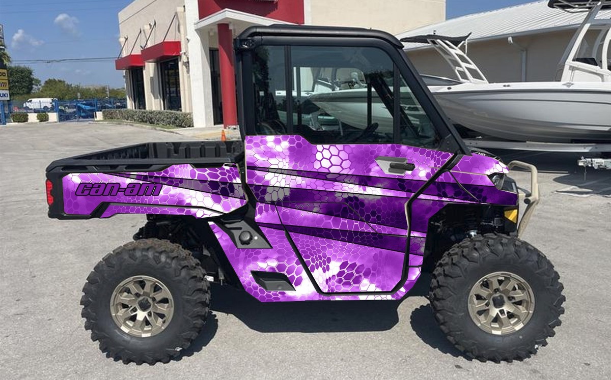 Camo D-5 graphics kit on a Can-Am Defender